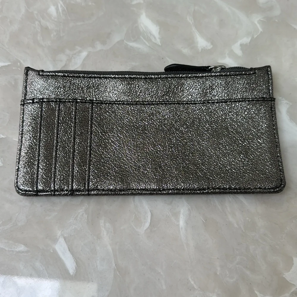 GILI Got It Love It Camo Leather Crossbody Purse - Picture 4 of 6